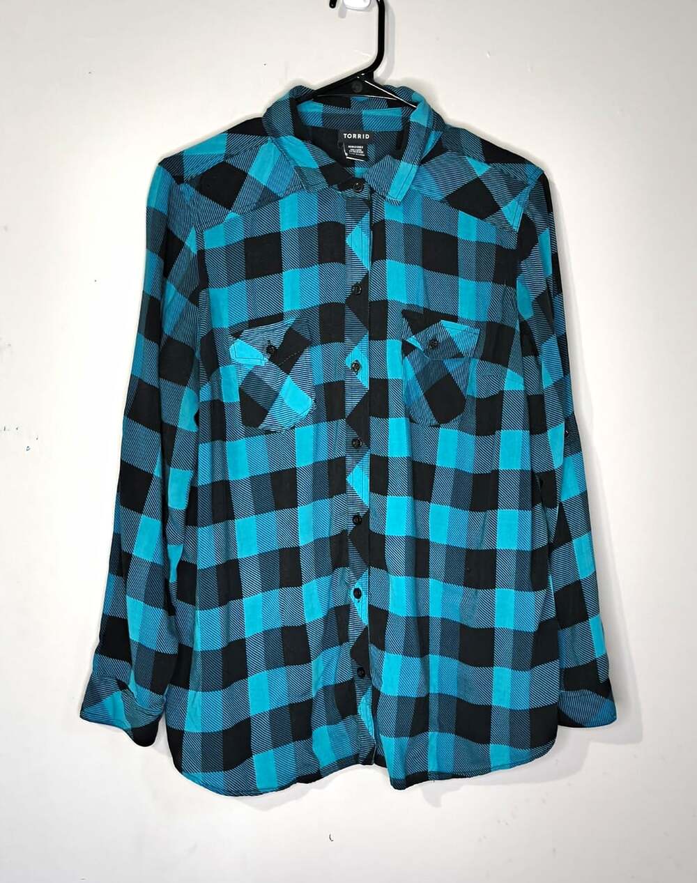 Torrid Blue And Black Buffalo Plaid Button Up Shirt Size 0 (Large)